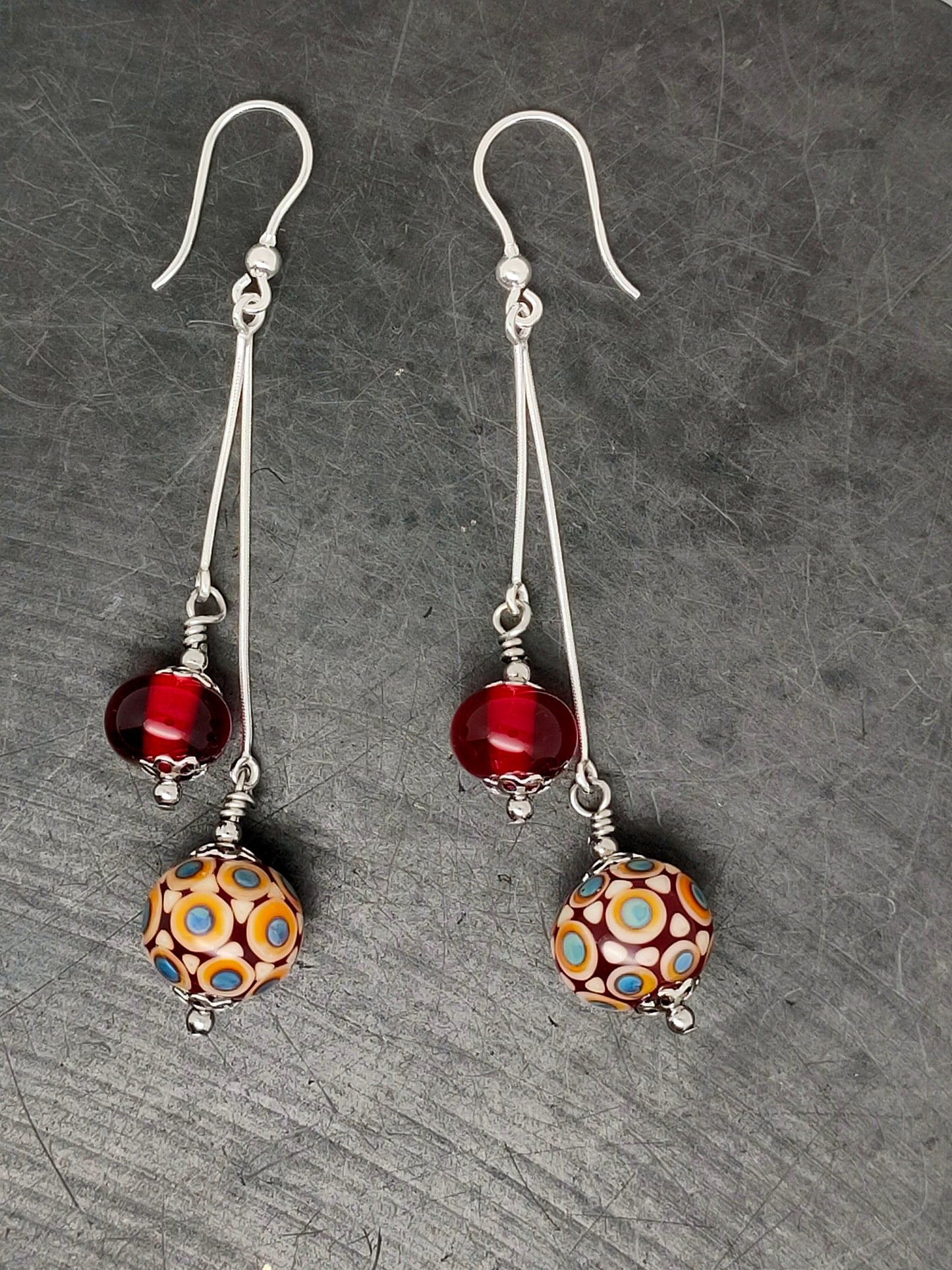 Boucles d’oreilles doubles rouge, orange et bleu Electra