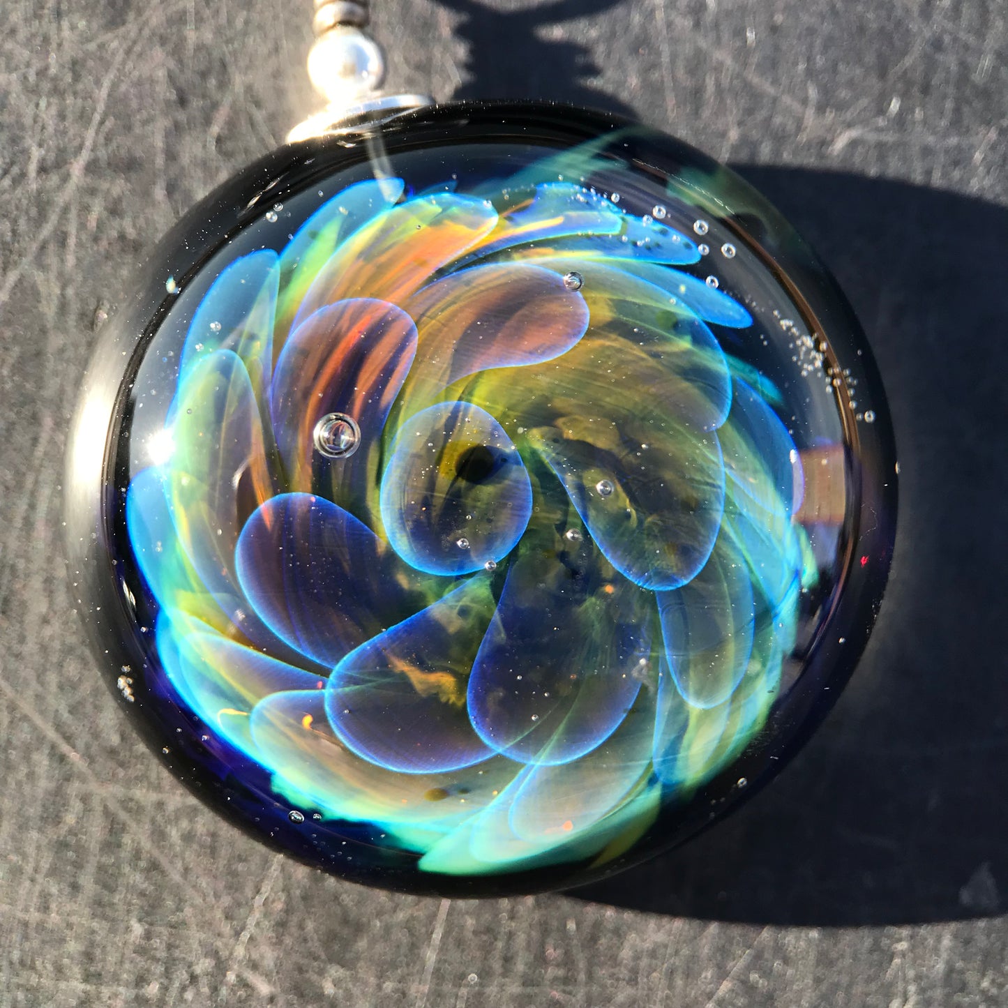 Pendentif Implosion