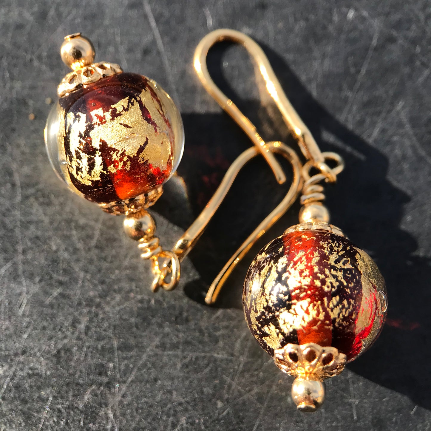 Boucles d'oreilles oranges à la feuille d'or Crochets plaqués or