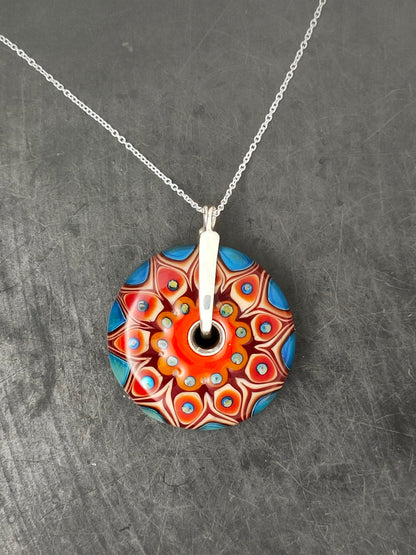 Pendentif Mandala Orange et Bleu