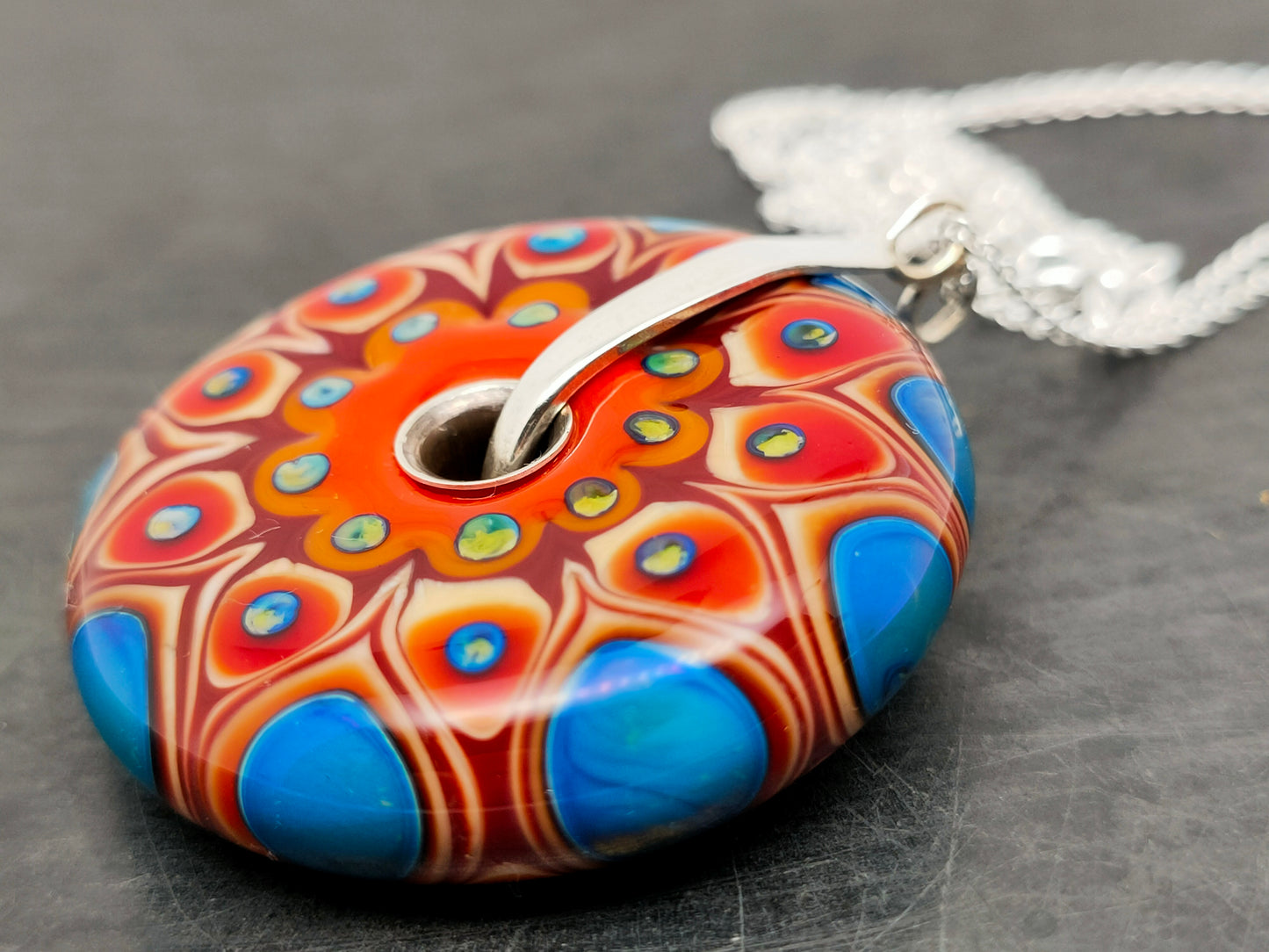 Pendentif Mandala Orange et Bleu