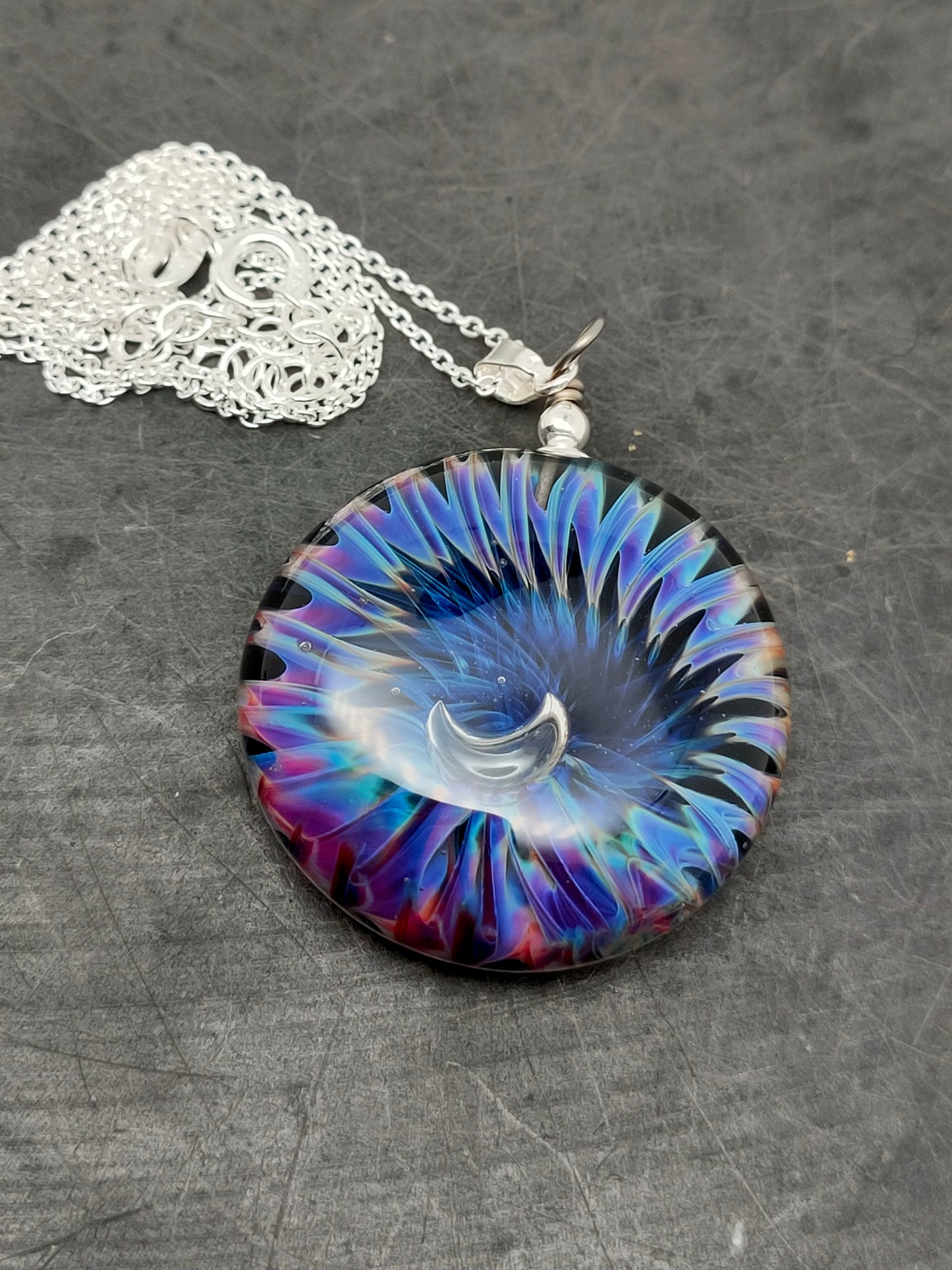 Pendentif Lune Cosmique