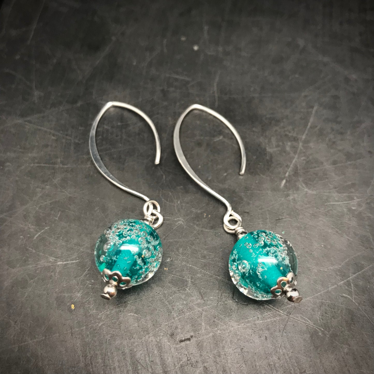 Boucles d'oreilles bleues turquoise à bulles