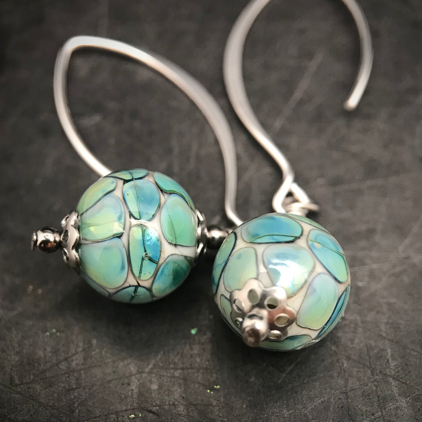 Boucles d'oreilles "nid d'abeille" bleu turquoise